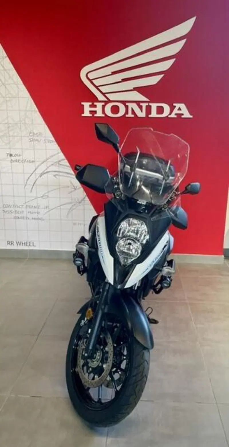 Suzuki V-Strom 650 (2021 - 25) (3)