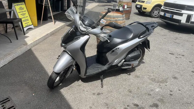 Honda SH 150i (2017 - 19) (3)