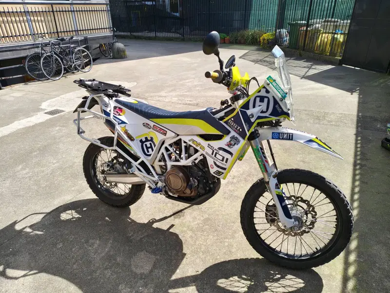 Husqvarna 701 Enduro (2017 - 19) (4)