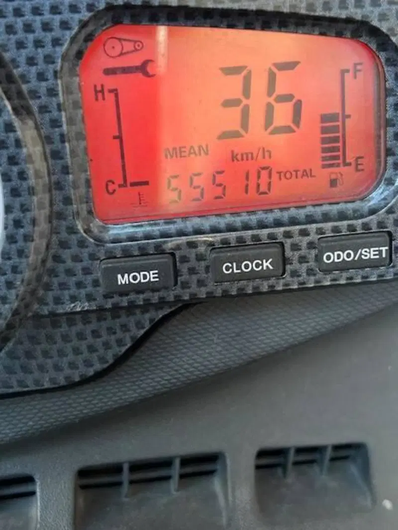 Gilera Nexus 500 (2003 - 05) (6)