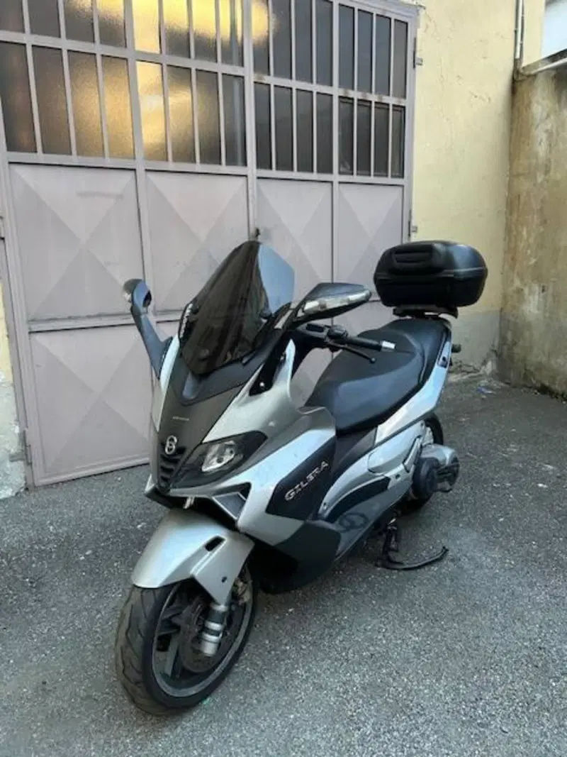 Gilera Nexus 500 (2003 - 05)