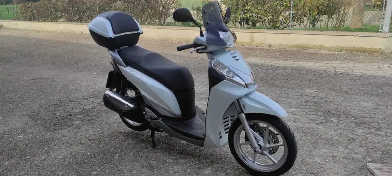 Honda SH 300 i ABS (2011 - 13) (9)