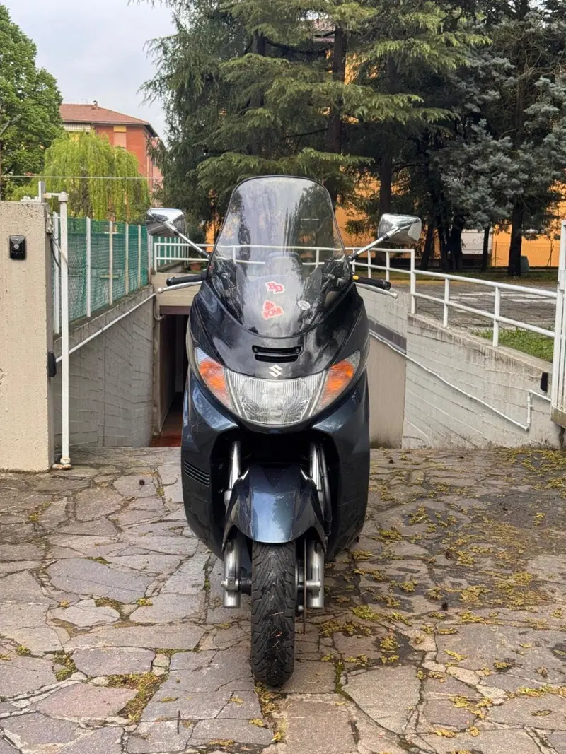 Suzuki Burgman AN 400 (1999 - 00) (2)