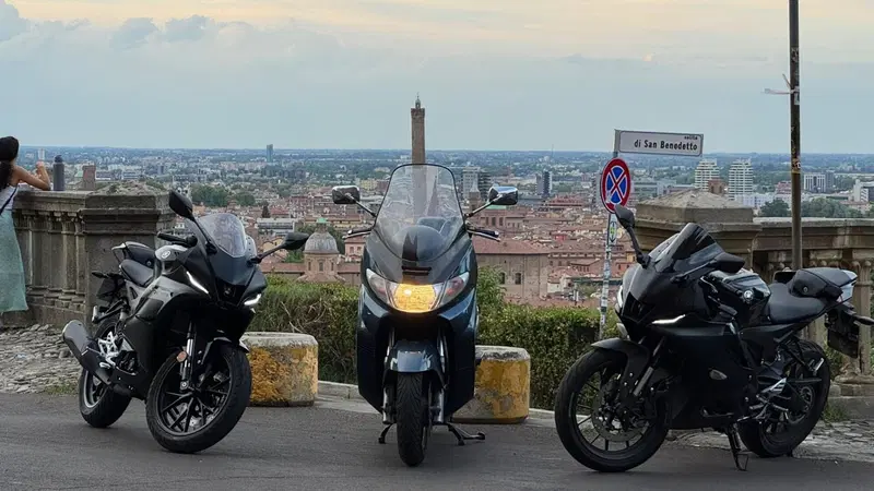 Suzuki Burgman AN 400 (1999 - 00) (9)