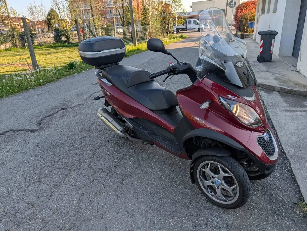 Piaggio MP3 500 ie Business LT ABS (2014 - 16) (2)
