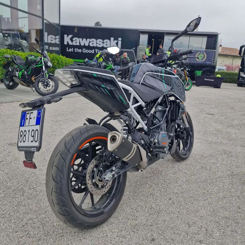 KTM 390 Duke (2021 - 23) (3)