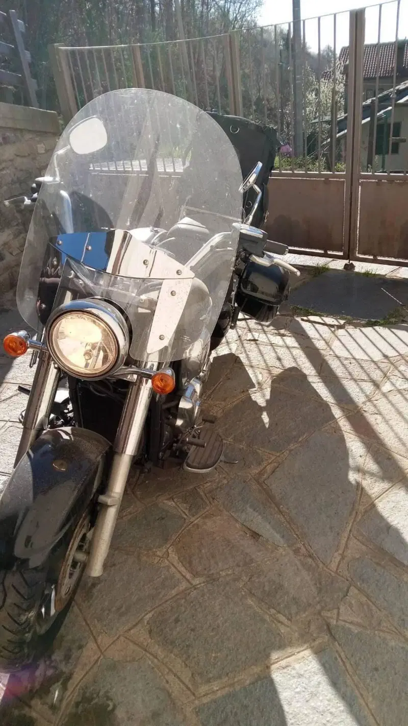 Kawasaki Vulcan VN 1700 Classic (2009 - 11) (2)