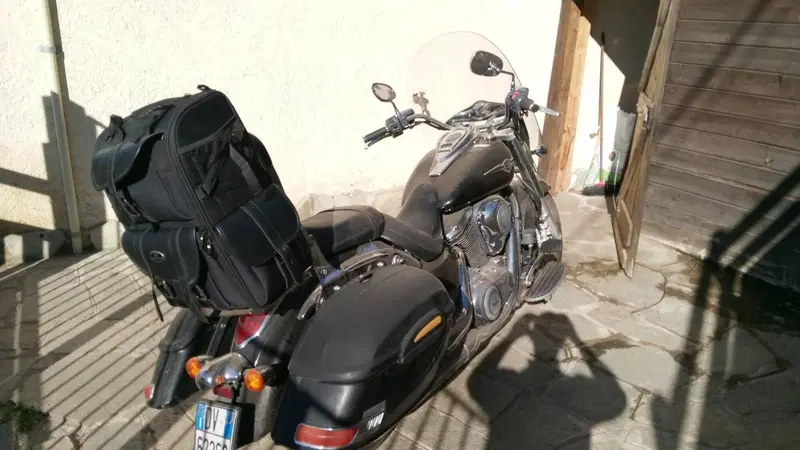 Kawasaki Vulcan VN 1700 Classic (2009 - 11) (3)