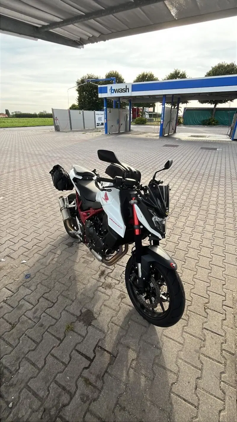 Honda CB 750 Hornet (2023 - 24)