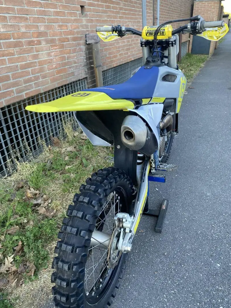 Husqvarna FC 250 (2023) (2)