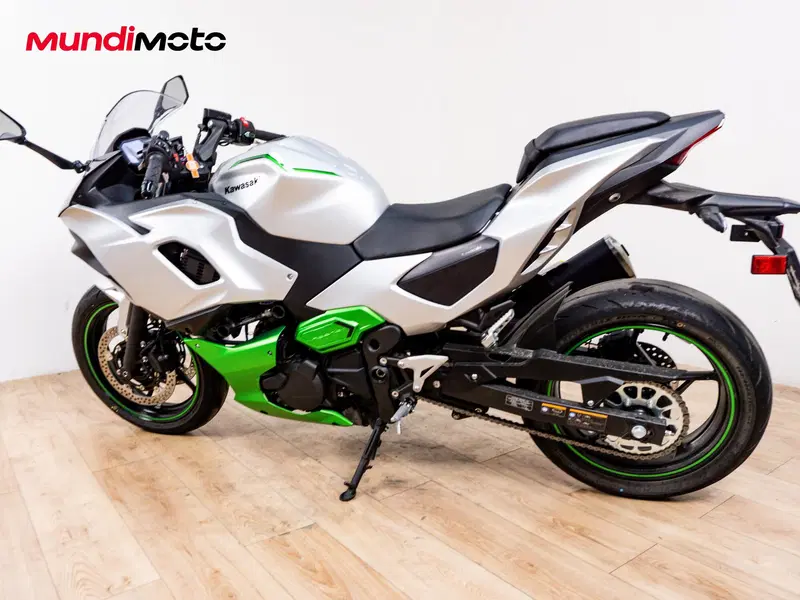 Kawasaki Ninja 7 Hybrid (2024 - 26) (7)