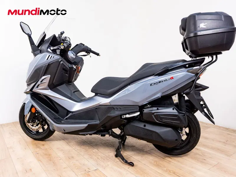 Sym Cruisym 300 (2017 - 20) (7)