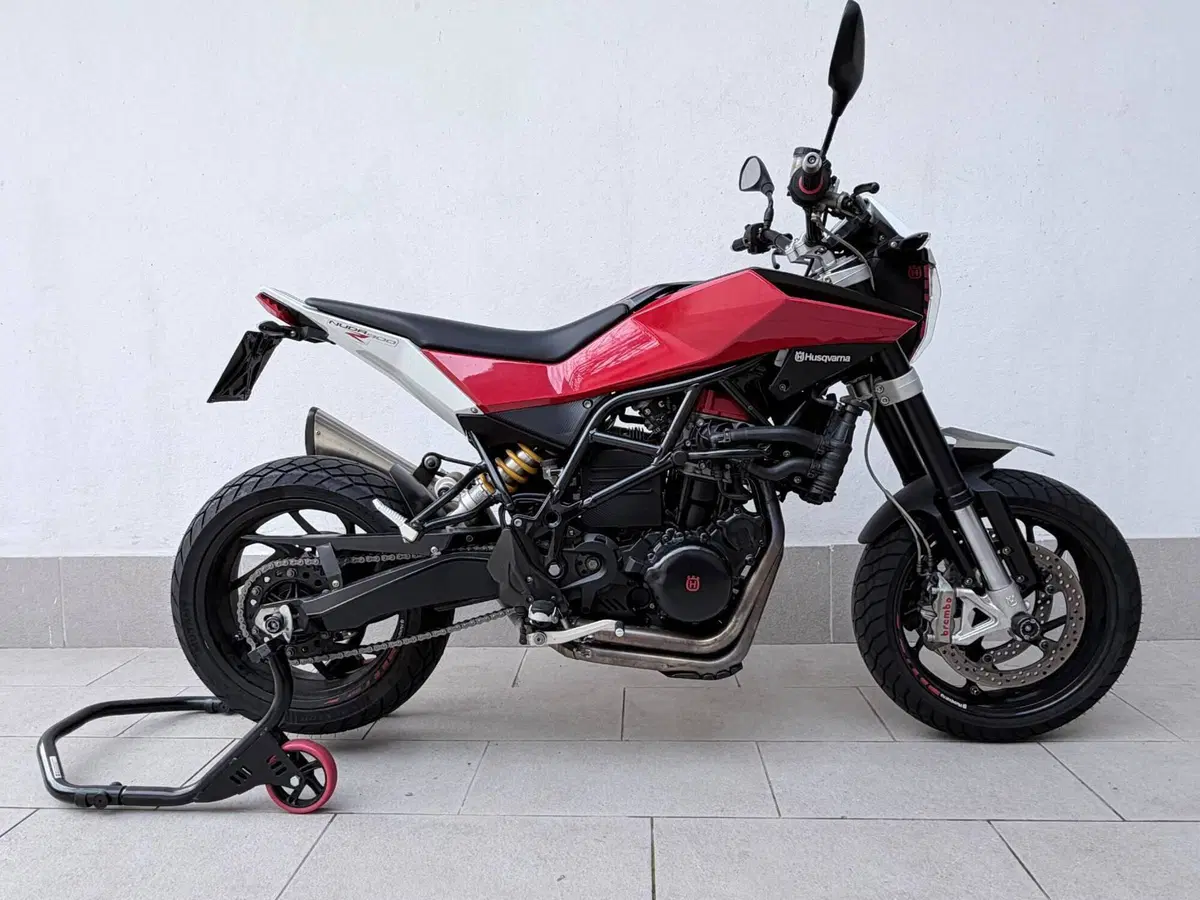Husqvarna Nuda 900 R (2011 - 13)