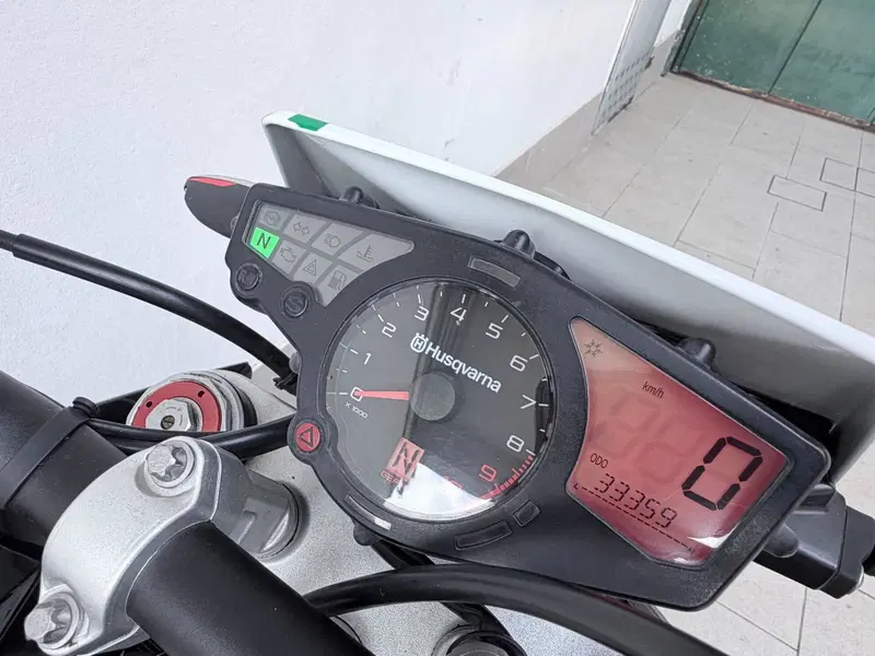 Husqvarna Nuda 900 R (2011 - 13) (3)