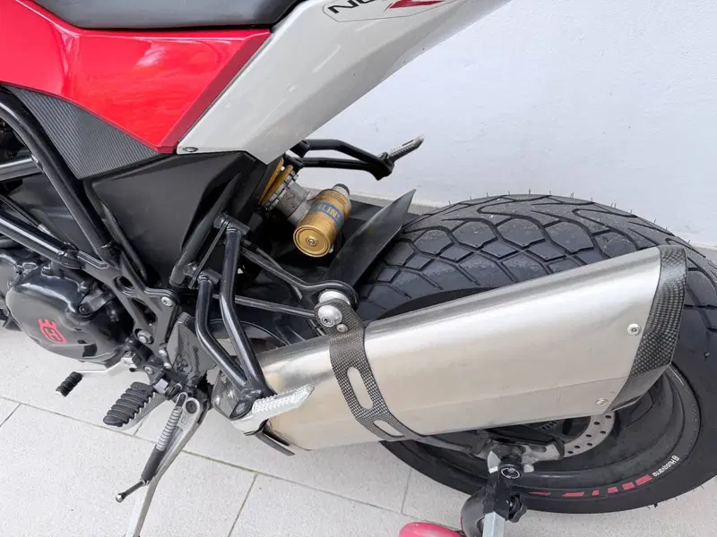 Husqvarna Nuda 900 R (2011 - 13) (6)