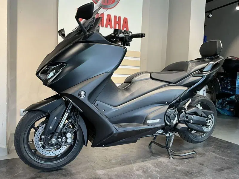 Yamaha T-Max 560 (2020 - 21) (4)