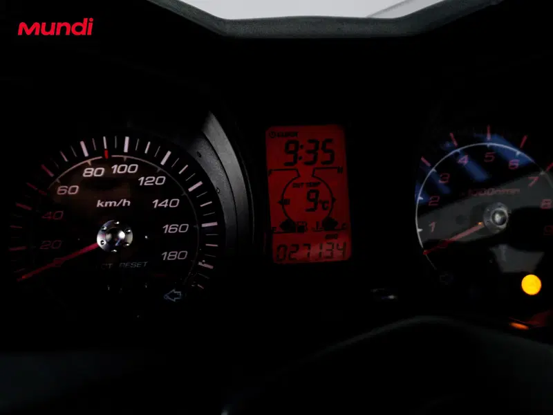 Yamaha X-Max 400 Iron Max ABS (2016) (10)