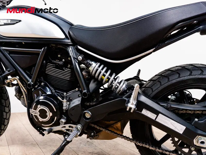 Ducati Scrambler 800 Icon Dark (2020) (10)
