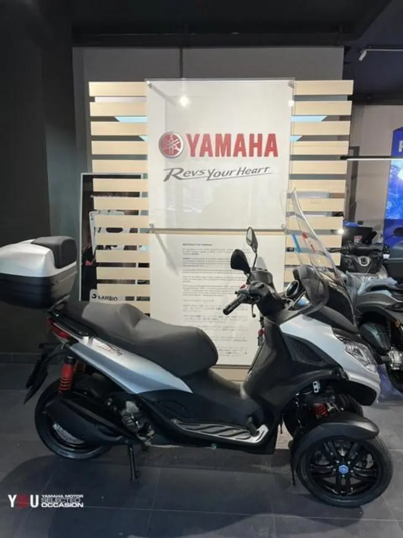Piaggio MP3 300 ABS Hpe (2021 - 24) (3)