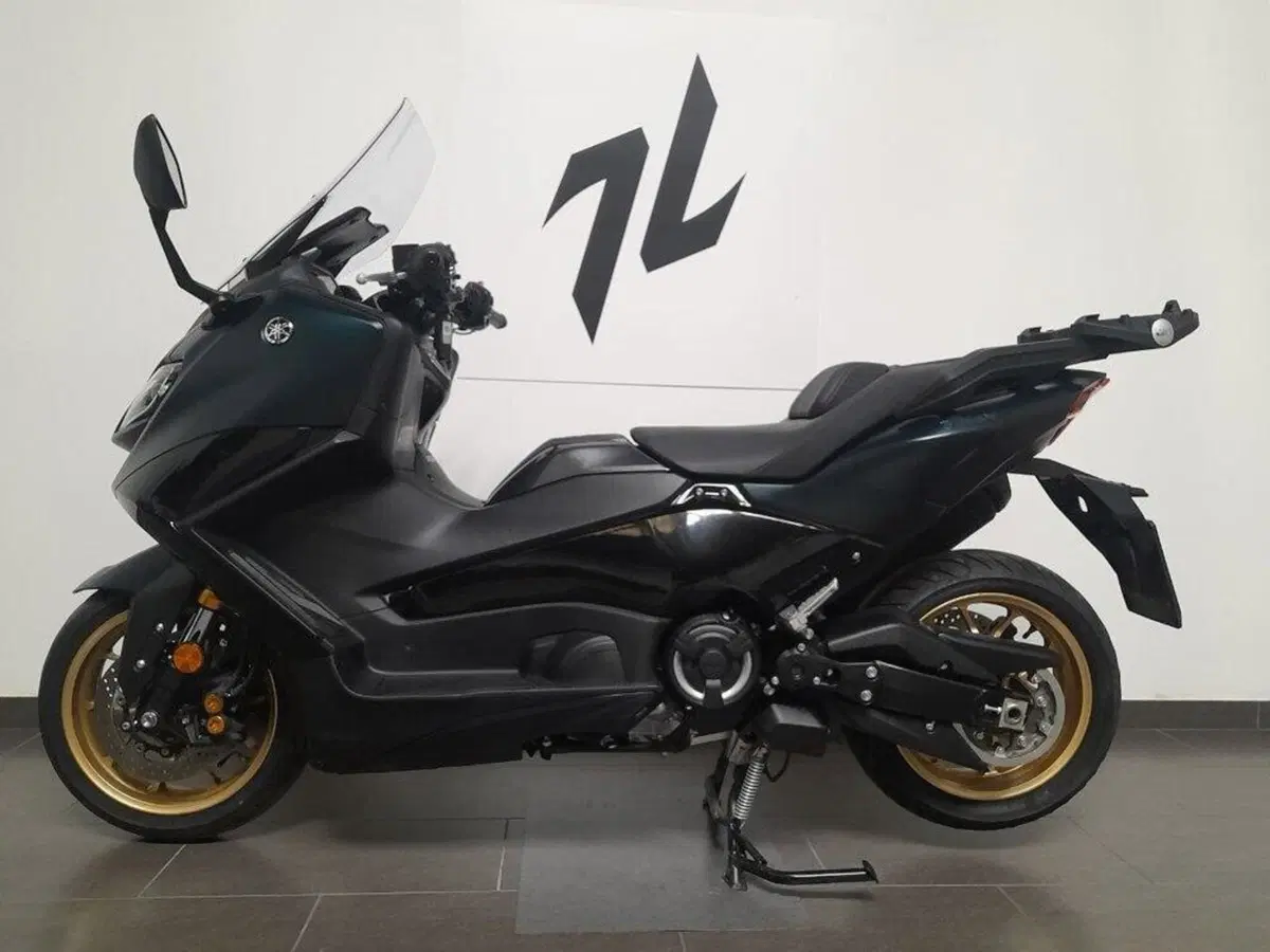 Yamaha T-Max 560 (2022 - 24)