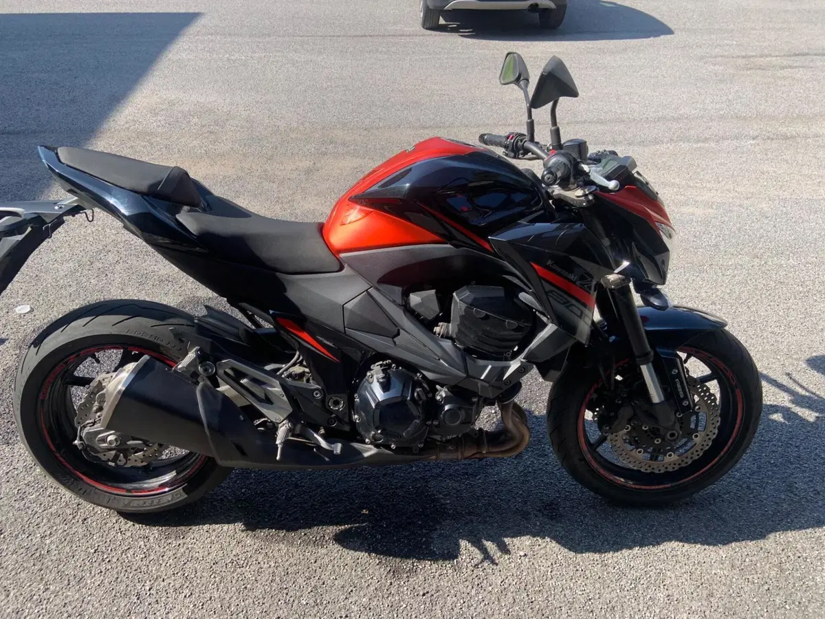 Kawasaki Z 800 e ABS (2012 - 16)