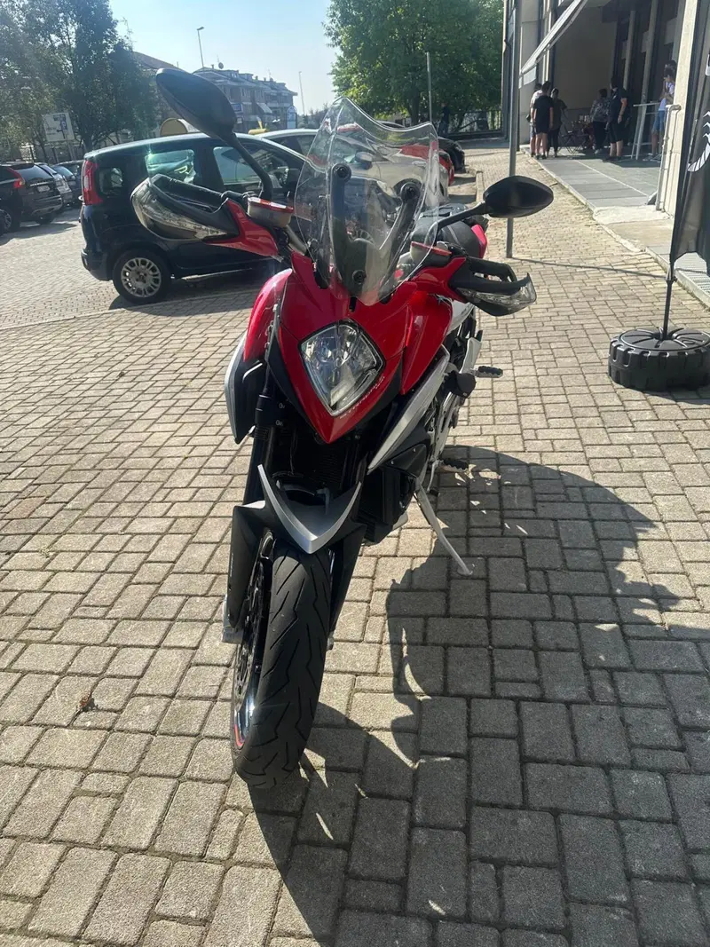 MV Agusta Stradale 800 EAS ABS (2015 - 17) (3)