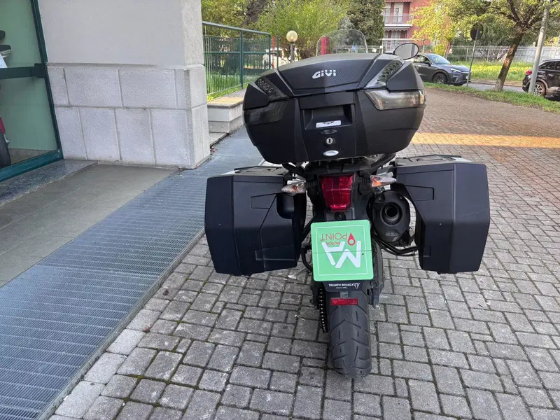 Triumph Tiger 800 XR (2017 - 18) (4)