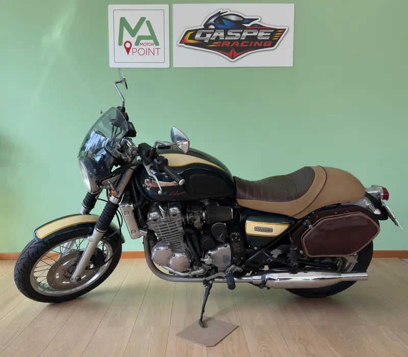 Triumph Thunderbird 900 (1995 - 01) (2)