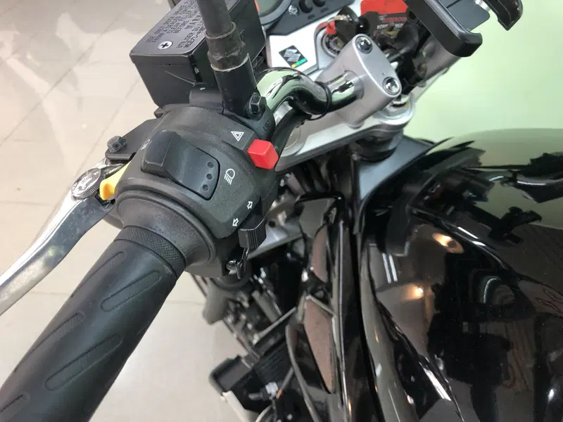 Suzuki GSF 650 Bandit (2006 - 11) (7)