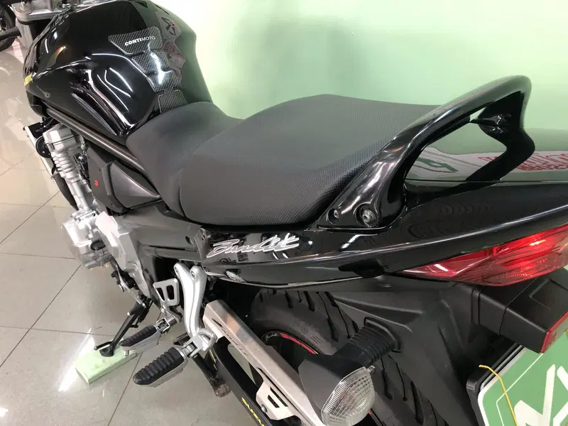 Suzuki GSF 650 Bandit (2006 - 11) (10)