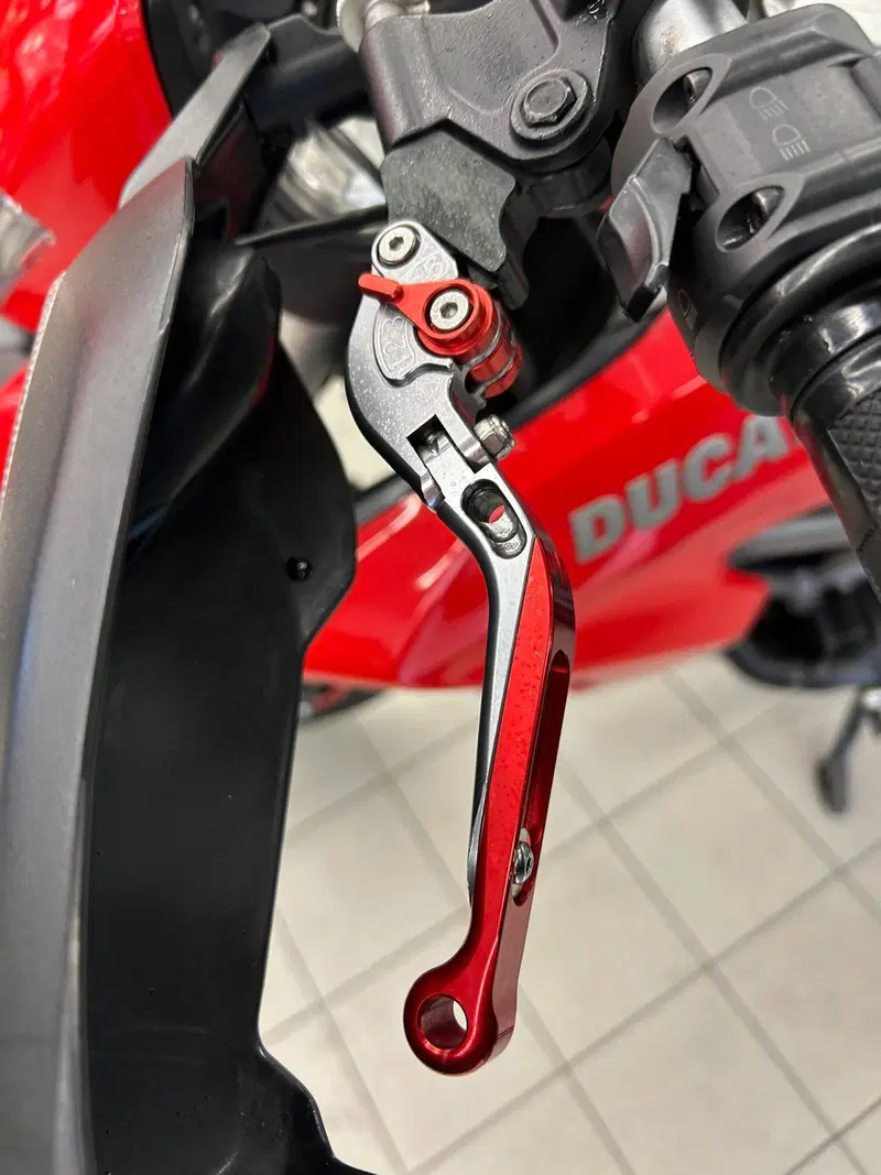 Ducati Hyperstrada 821 (2013 - 15) (6)