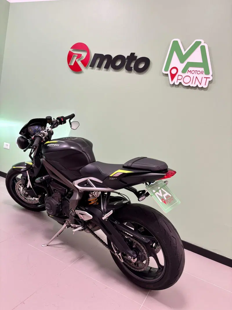 Triumph Street Triple RS (2017 - 19) (4)