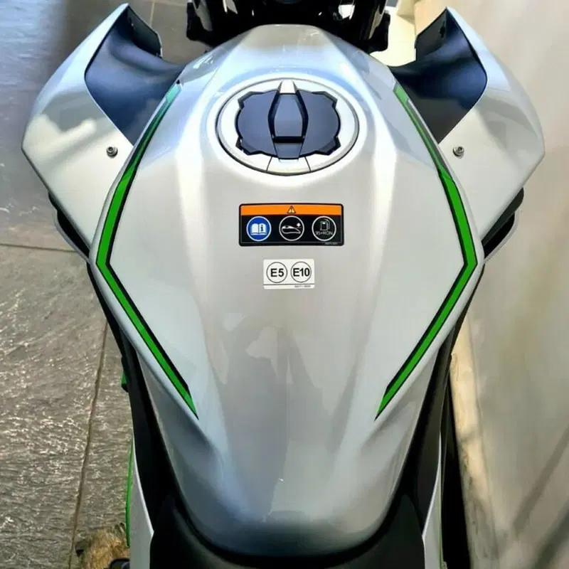 Kawasaki Ninja 7 Hybrid (2024 - 26) (5)