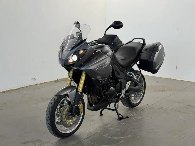 Triumph Tiger 1050 SE ABS (2006 - 13) (11)