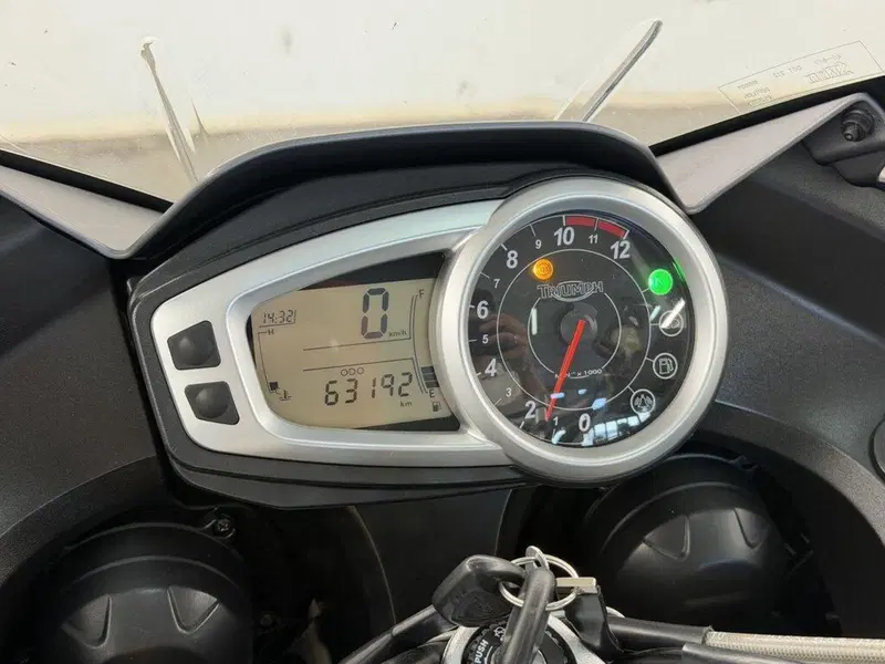 Triumph Tiger 1050 SE ABS (2006 - 13) (14)