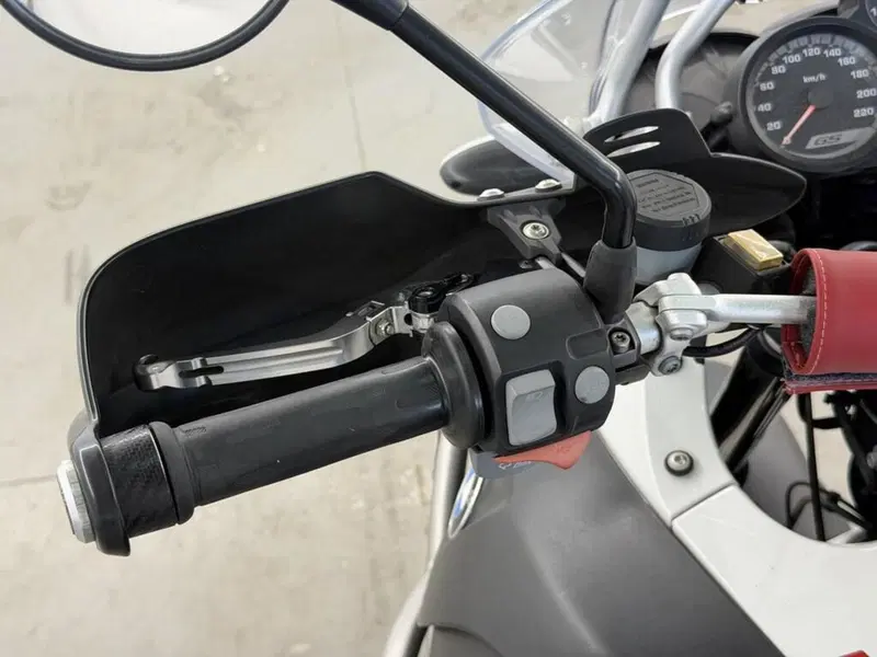 Triumph Tiger 1050 SE ABS (2006 - 13) (15)