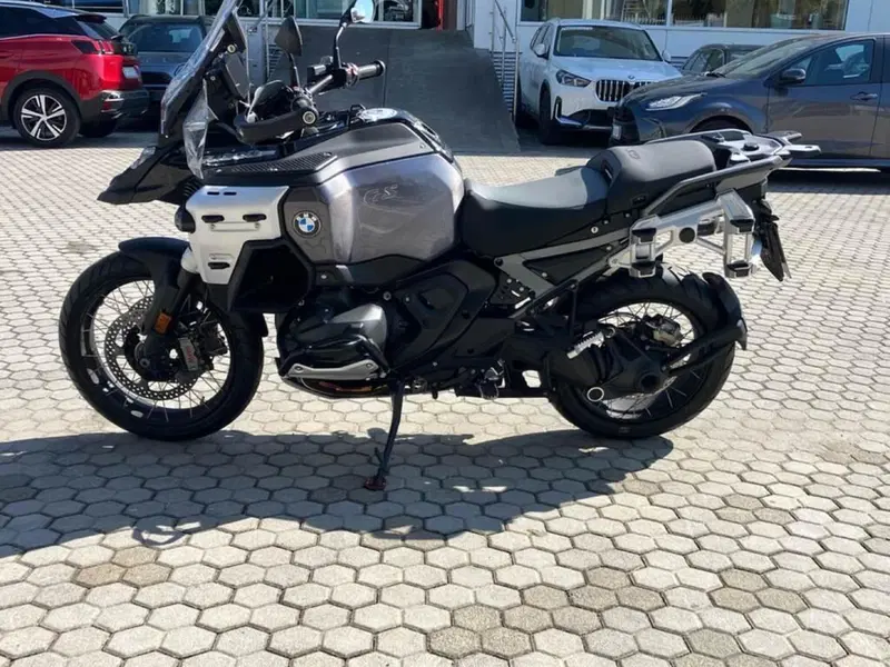 Bmw R 1300 GS Adventure Triple Black (2025 - 26) (4)