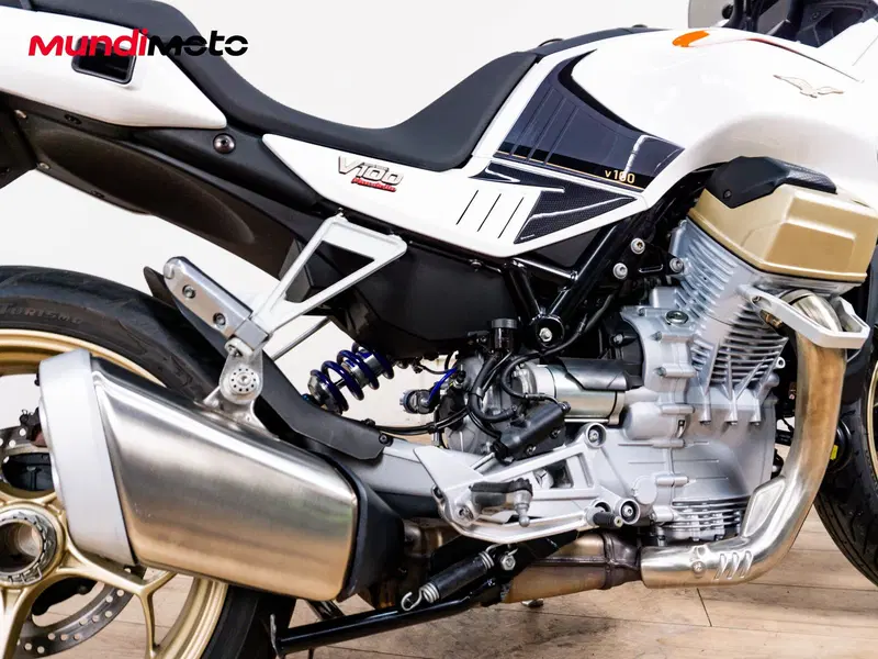 Moto Guzzi V100 Mandello (2022 - 24) (4)
