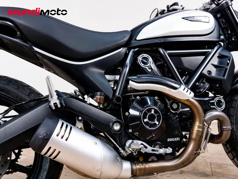 Ducati Scrambler 800 Icon Dark (2020) (4)
