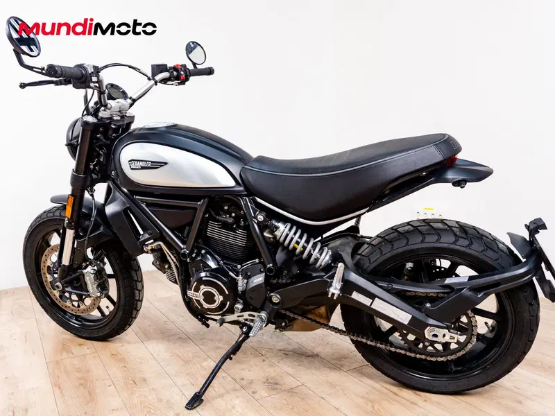 Ducati Scrambler 800 Icon Dark (2020) (7)