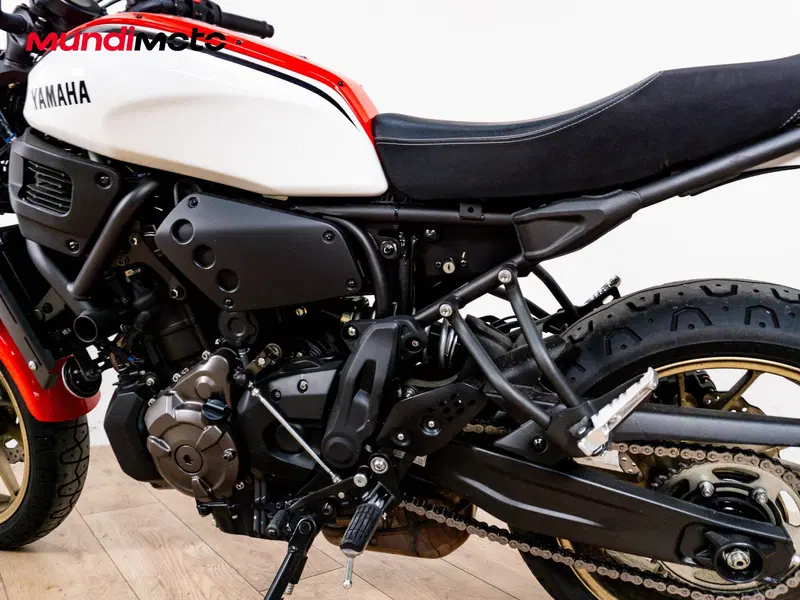 Yamaha XSR 700 (2021) (10)