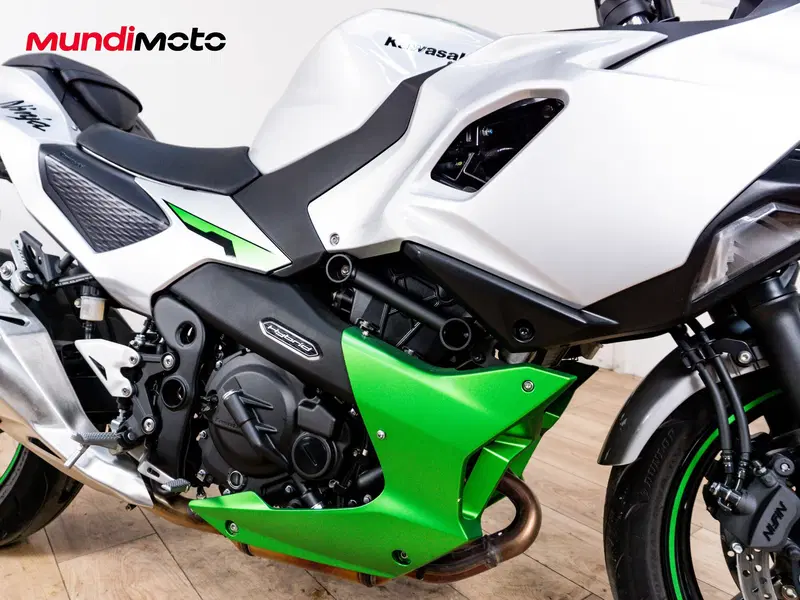 Kawasaki Ninja 7 Hybrid (2024 - 26) (5)
