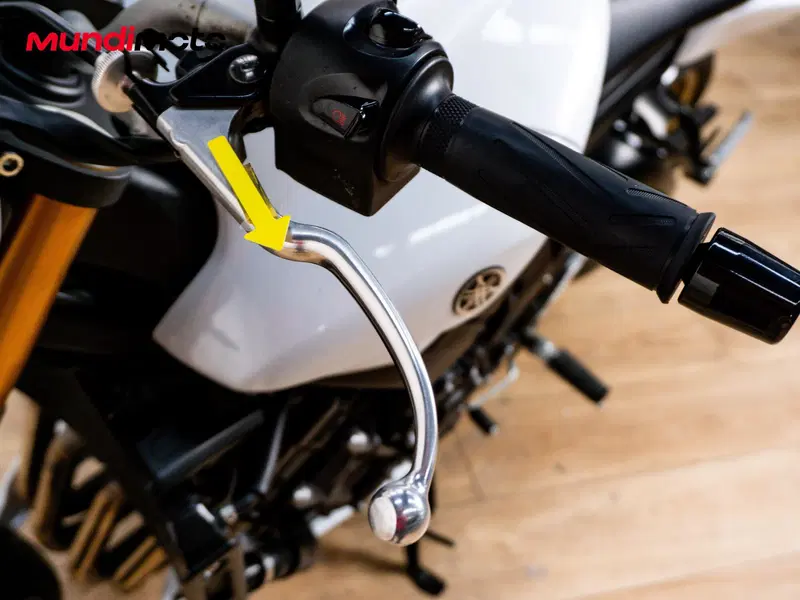 Yamaha FZ8 (2010 - 12) (15)