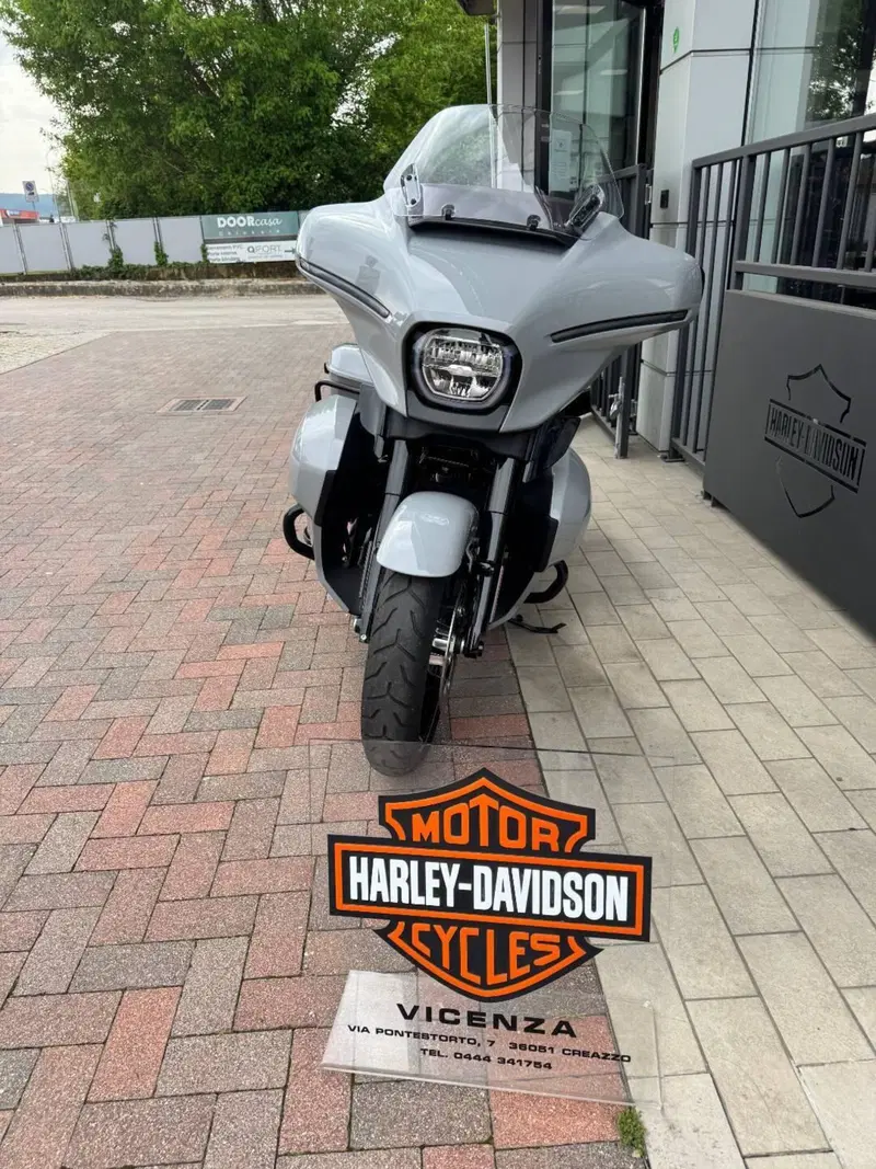 Harley-Davidson Street Glide Ultra (2025) (3)