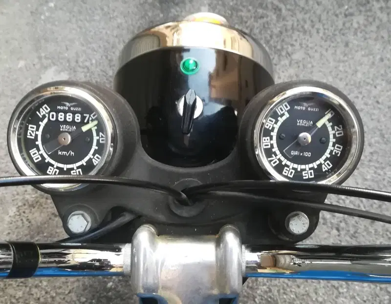 Moto Guzzi STORNELLO 160 (5)