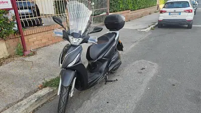 Kymco People 125i S (2021 - 25) usata