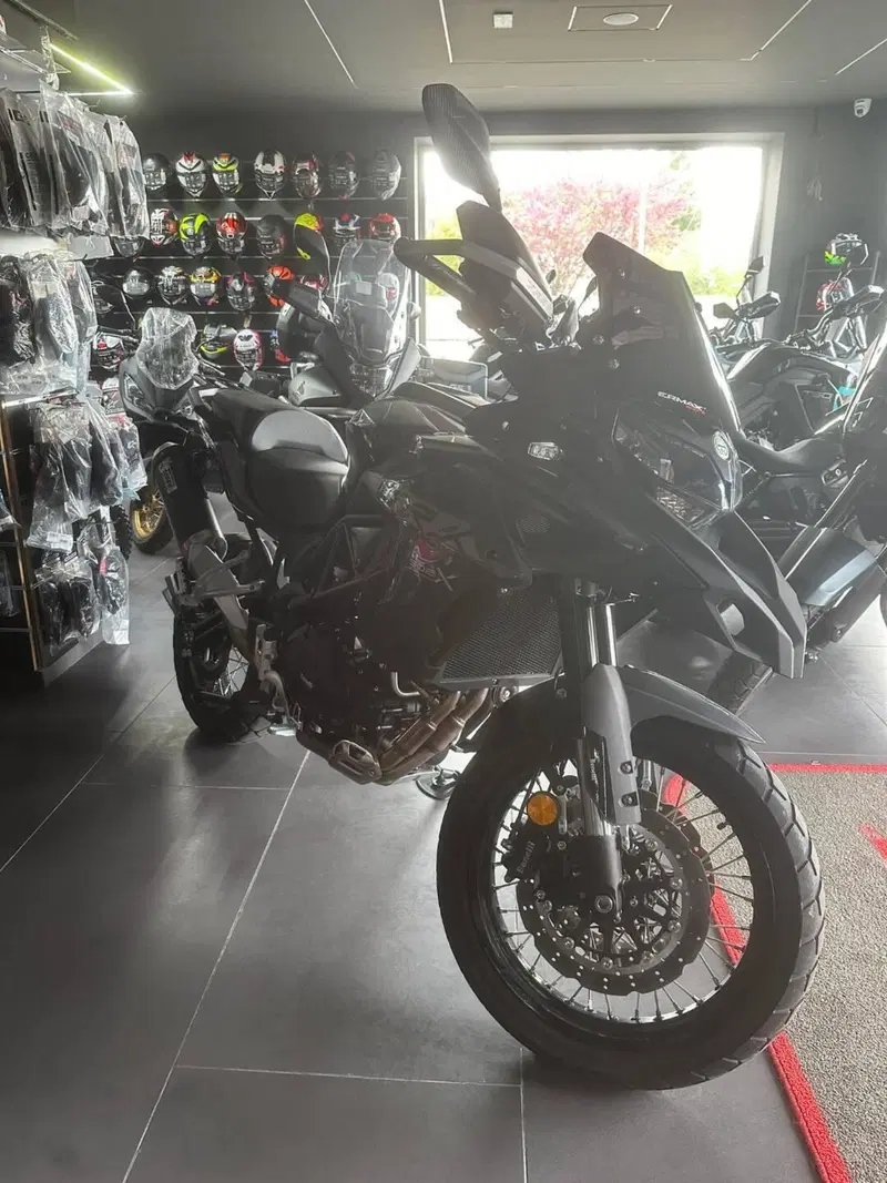 Benelli TRK 502X (2021 - 26) (3)