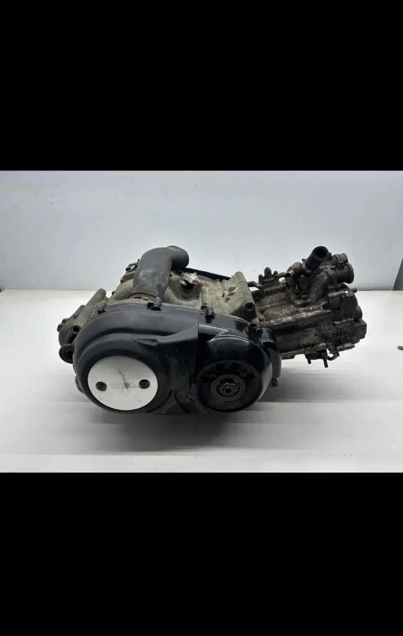 Yamaha T-Max 500 (2001 - 03) (4)