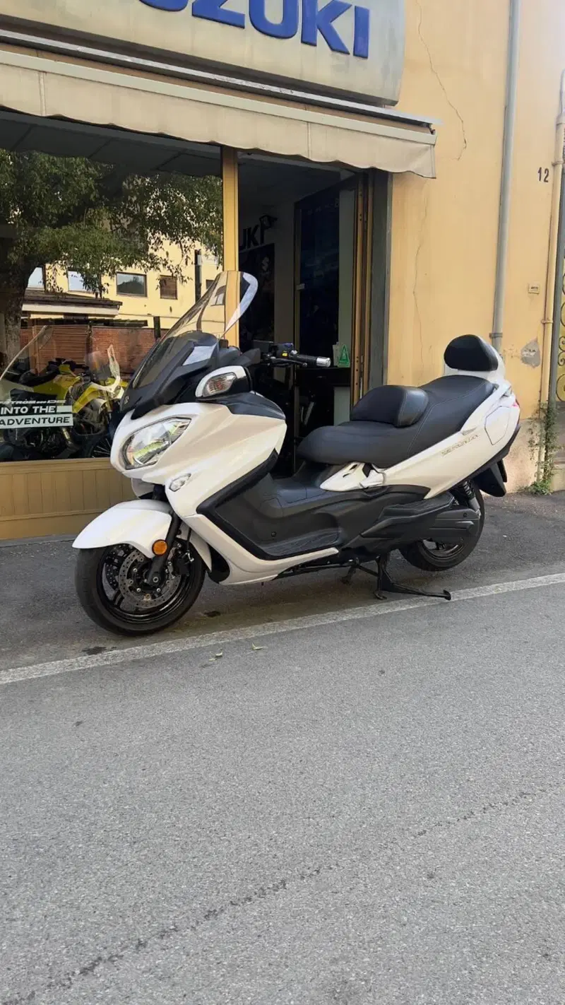 Suzuki Burgman AN 650 Executive (2017 - 20) (2)