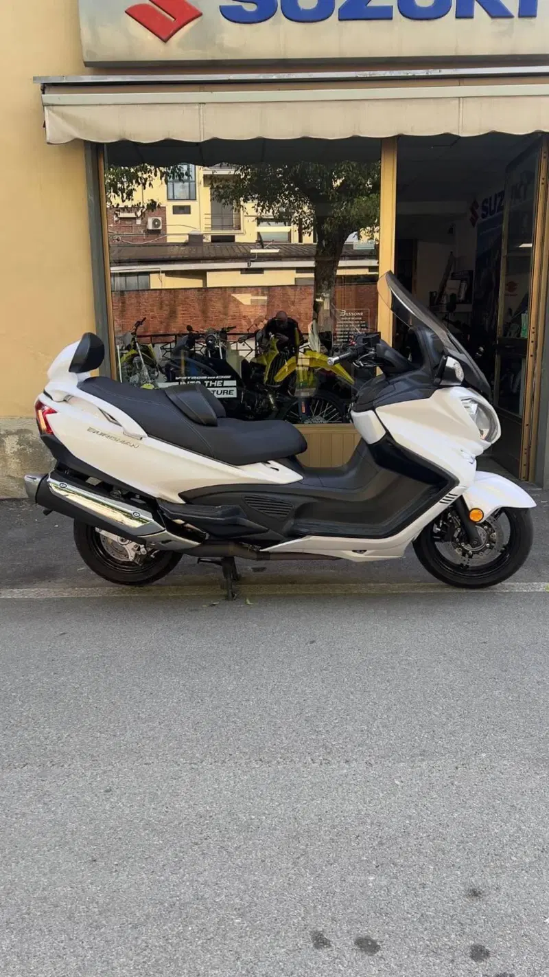 Suzuki Burgman AN 650 Executive (2017 - 20) (4)